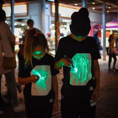 Illuminated Apparel Παιδικό/Εφηβικό Διαδραστικό t-shirt που λάμπει στο σκοτάδι